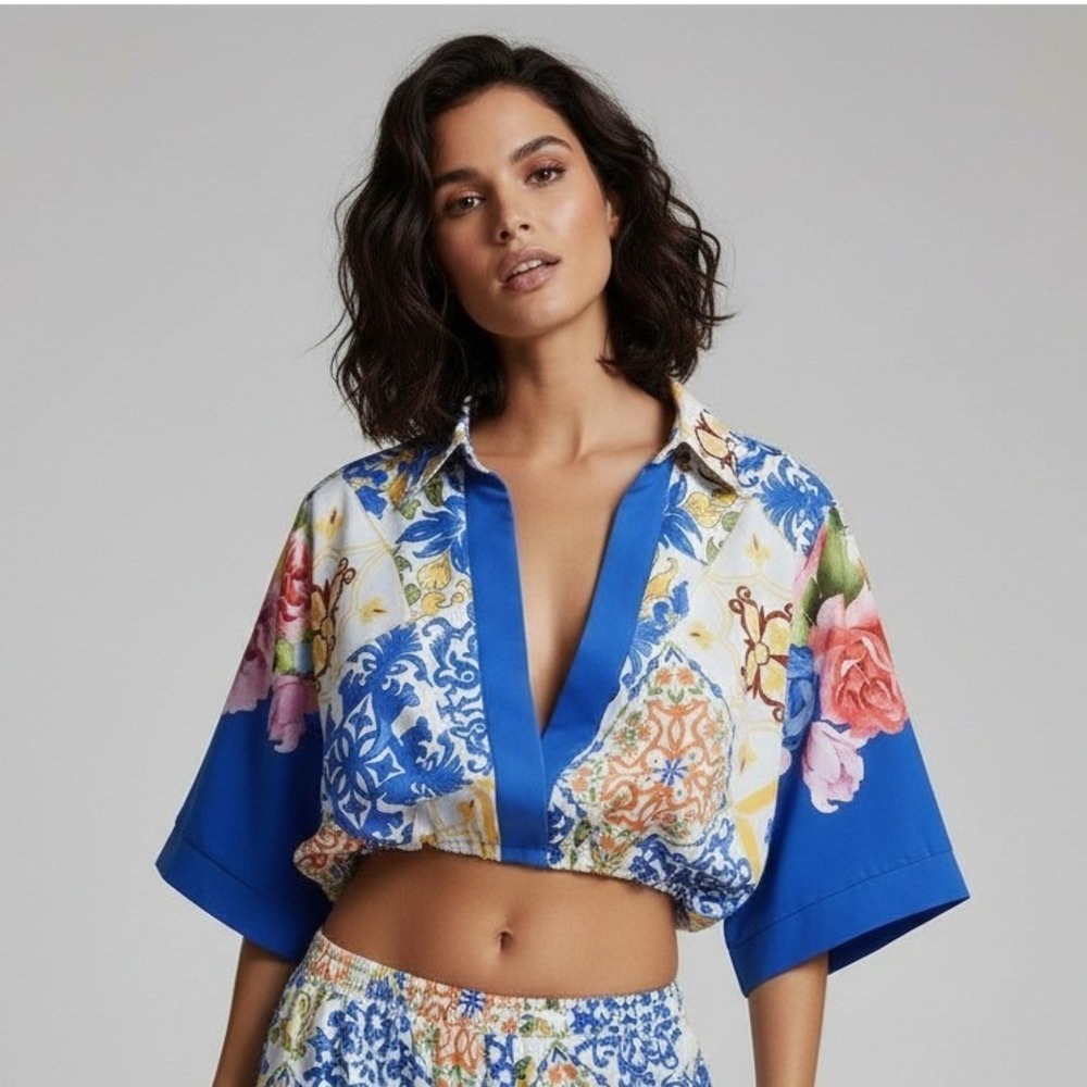 Lulumari Women Medium Blue Mediterranean Tile Floral Majolica Cropped Blouse Top